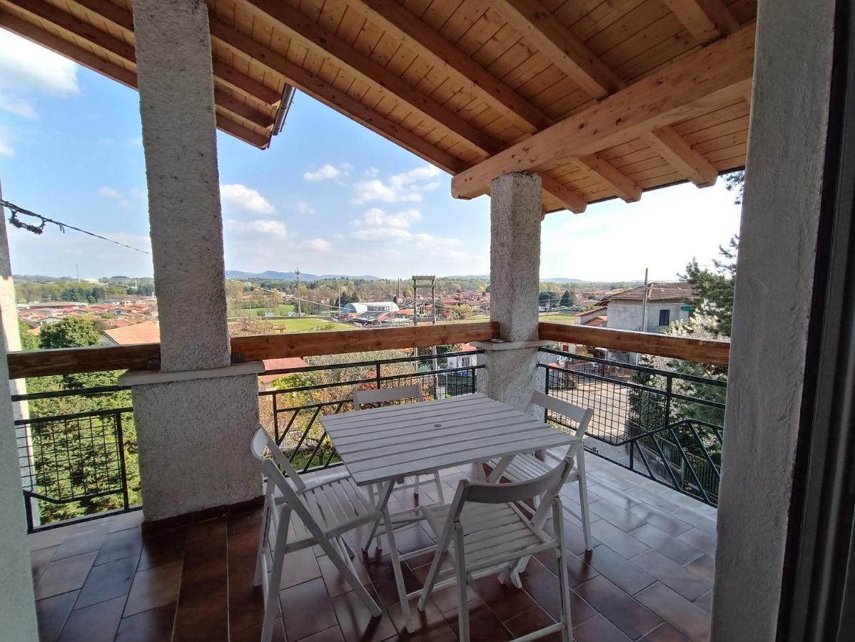 Casa Le Fornaci Apartment Испра Екстериор снимка
